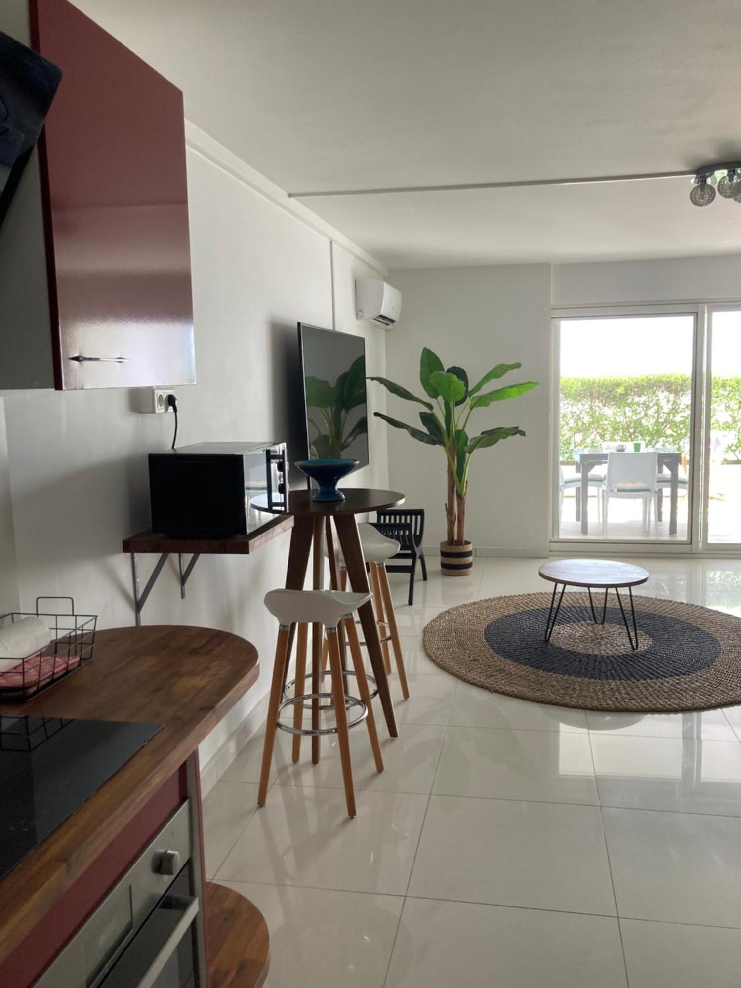 Appartement Pieds Dans L'Eau Vue Mer Acces Plage Et Piscine Marigot  Exterior foto
